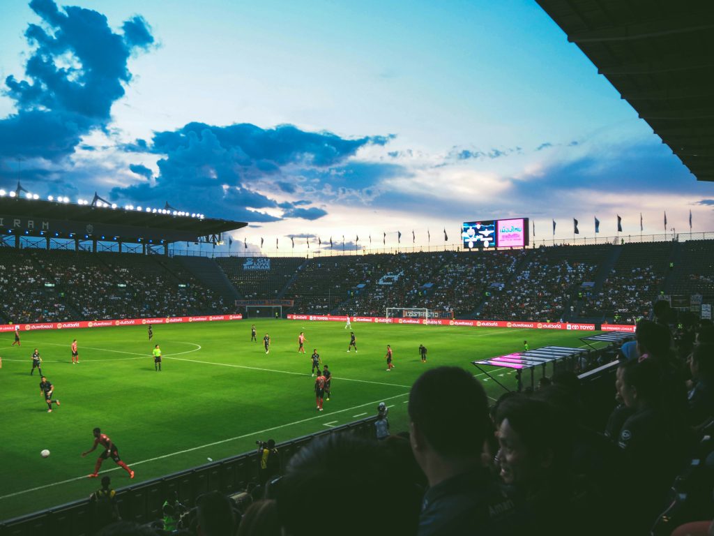 GoProでサッカーを撮る方法！試合撮影の設定・三脚・おすすめ機種を解説