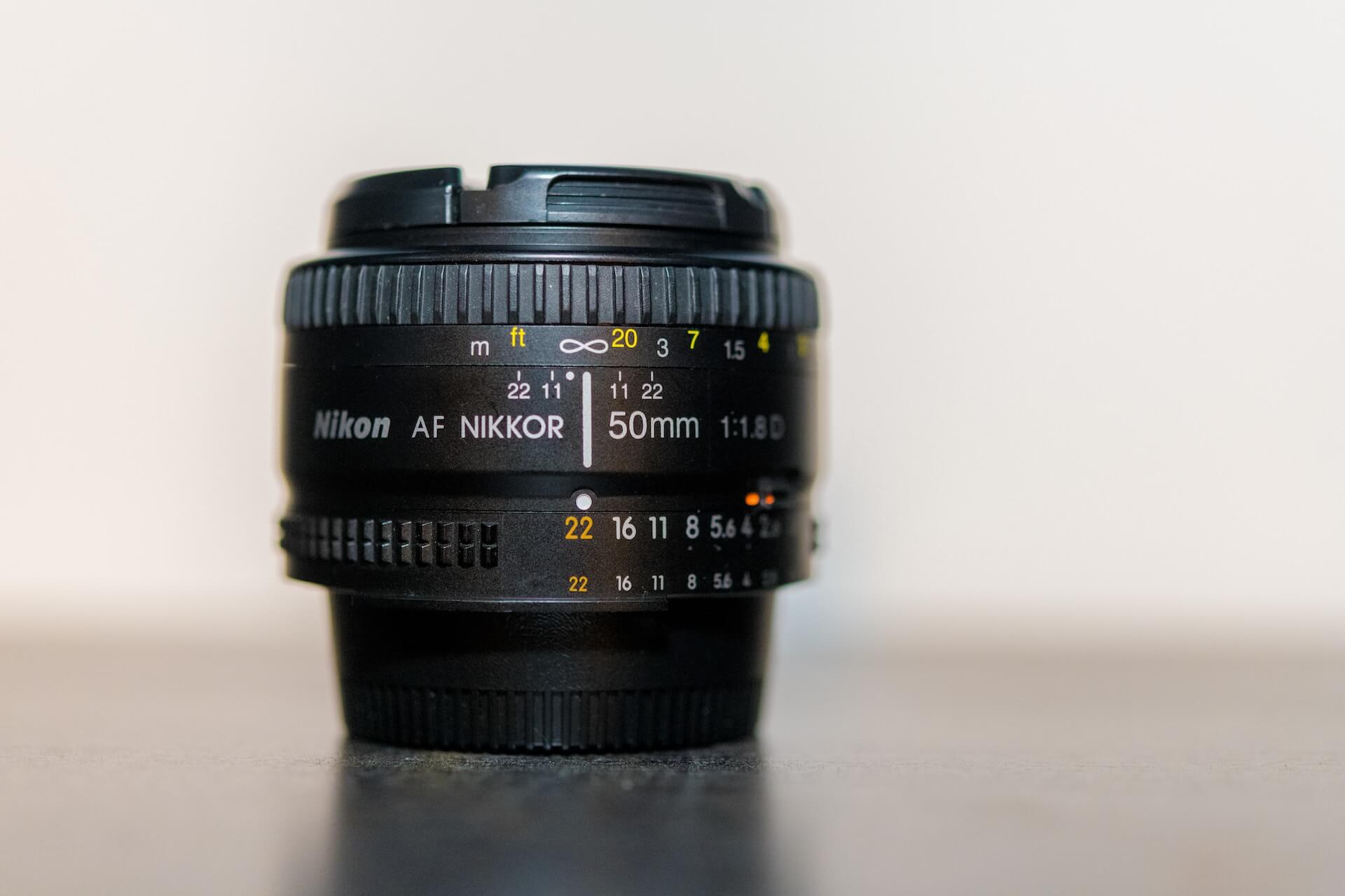 50mm単焦点レンズの魅力