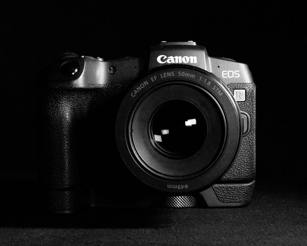 Canon（キヤノン）ミラーレスカメラのシリーズ一覧
