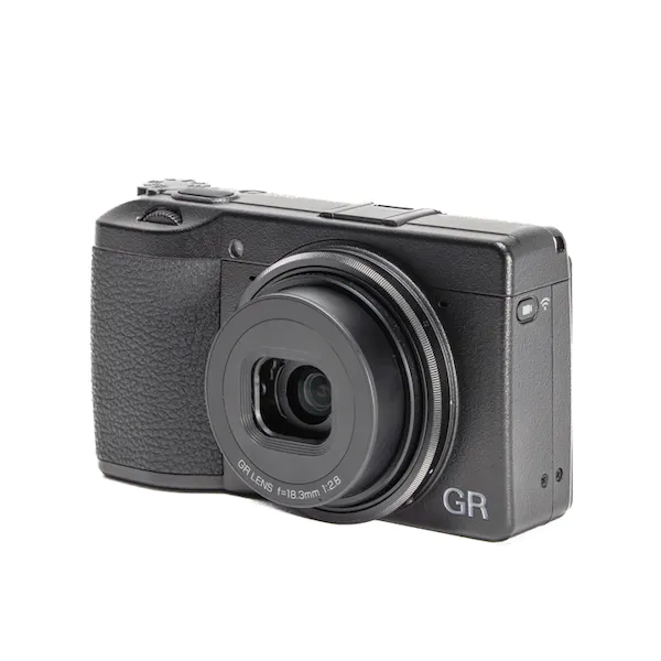 カメラを種類別に解説！おすすめモデルとメリット・デメリットも紹介