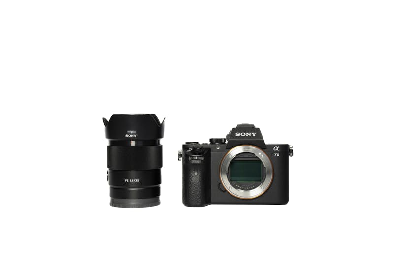α7 II + FE 35mm F1.8