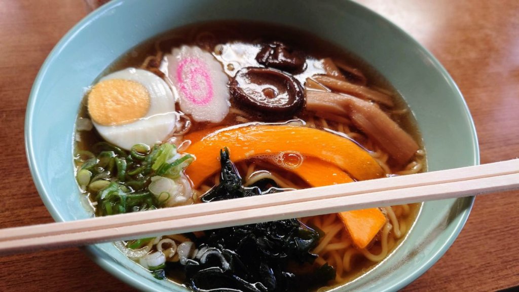 介山荘のラーメン