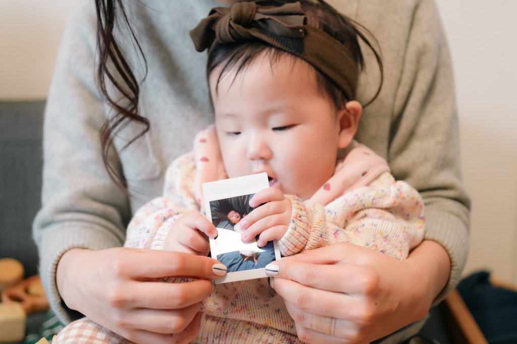 赤ちゃんの可愛い撮り方【プロカメラマンがユーザーの質問に答えてみた】