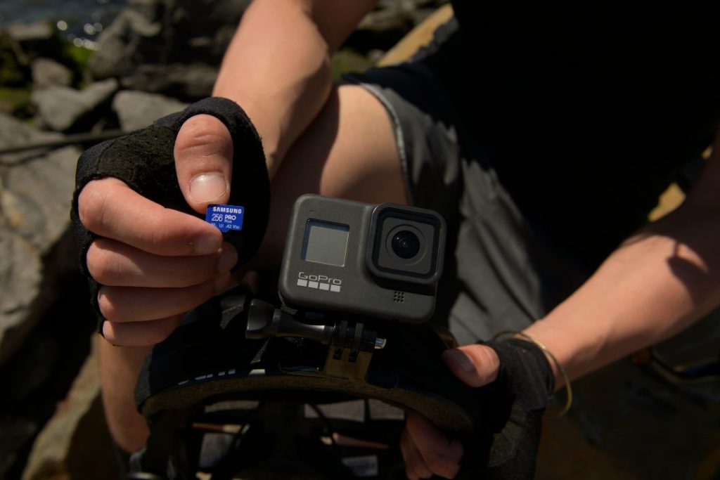GoPro(ゴープロ)用ヘルメットマウントのデメリット