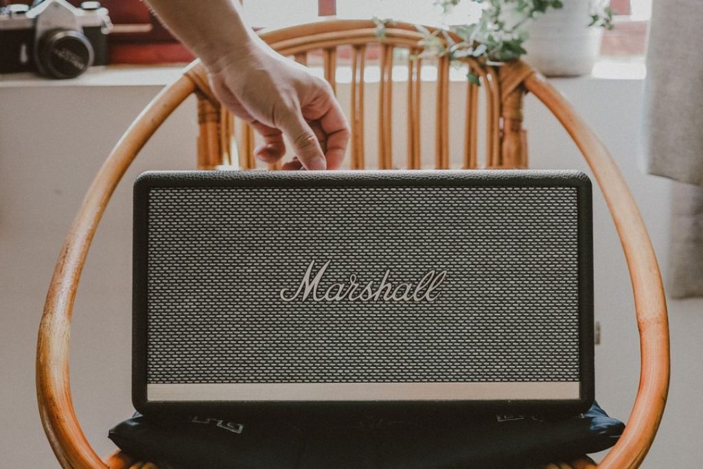 部屋全体に響き渡る!高音質なBluetoothスピーカーおすすめ8選