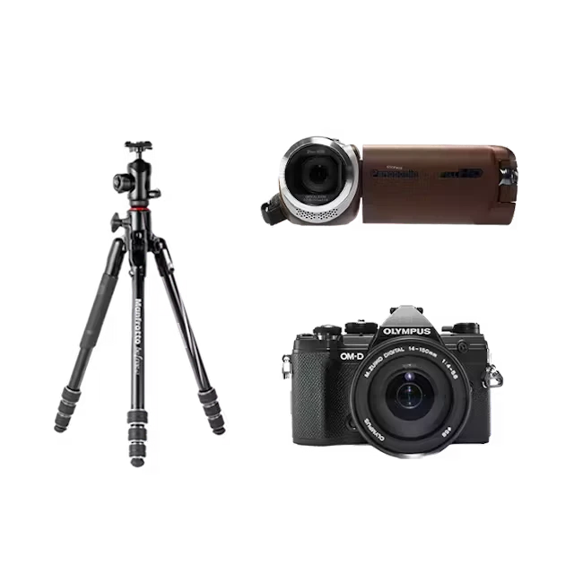 OM-D E-M5 Mark III 14-150mm II レンズキット + HC-W590MS-T + 三脚