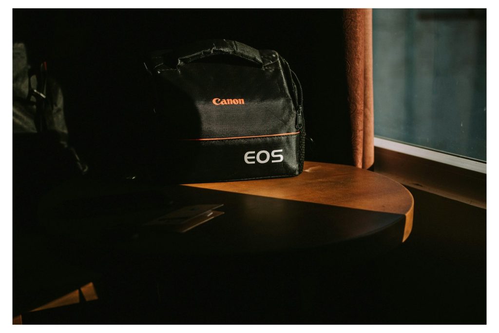 Canon EOSロゴ入りカメラバッグ