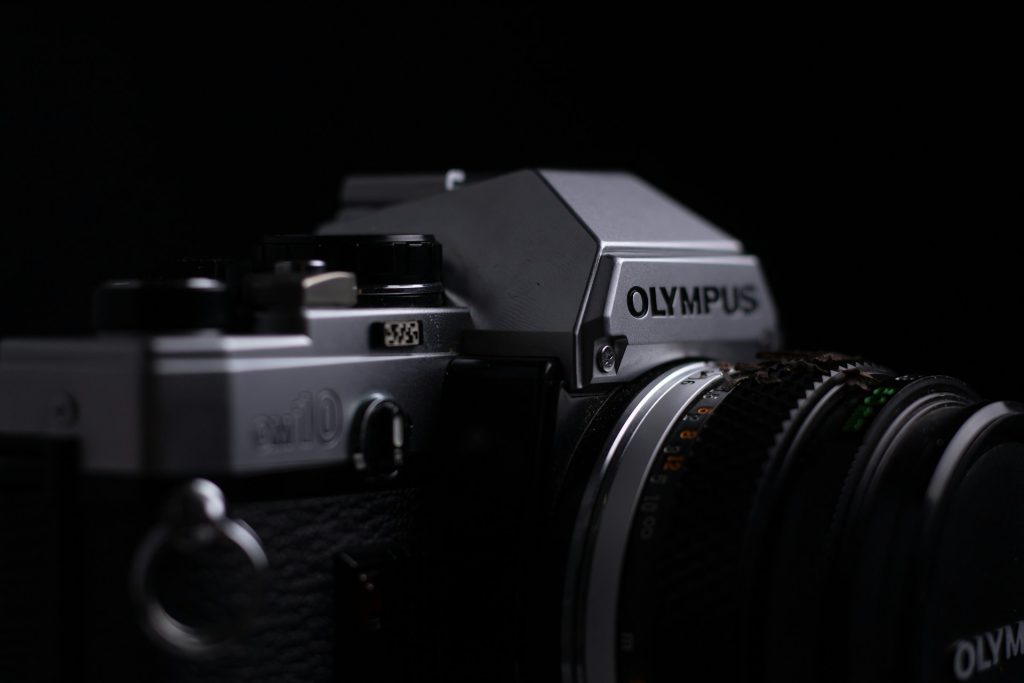 OM SYSTEM（OLYMPUS）とPanasonicはどう違う？メーカーごとの特徴を紹介します
