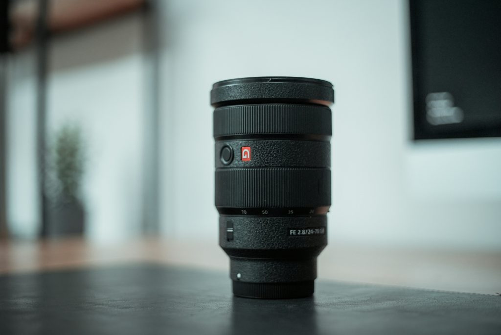 FE 24-70mm F2.8 GM IIとシグマ24-70mmの違いは？初代GMとも比較して選び方を解説